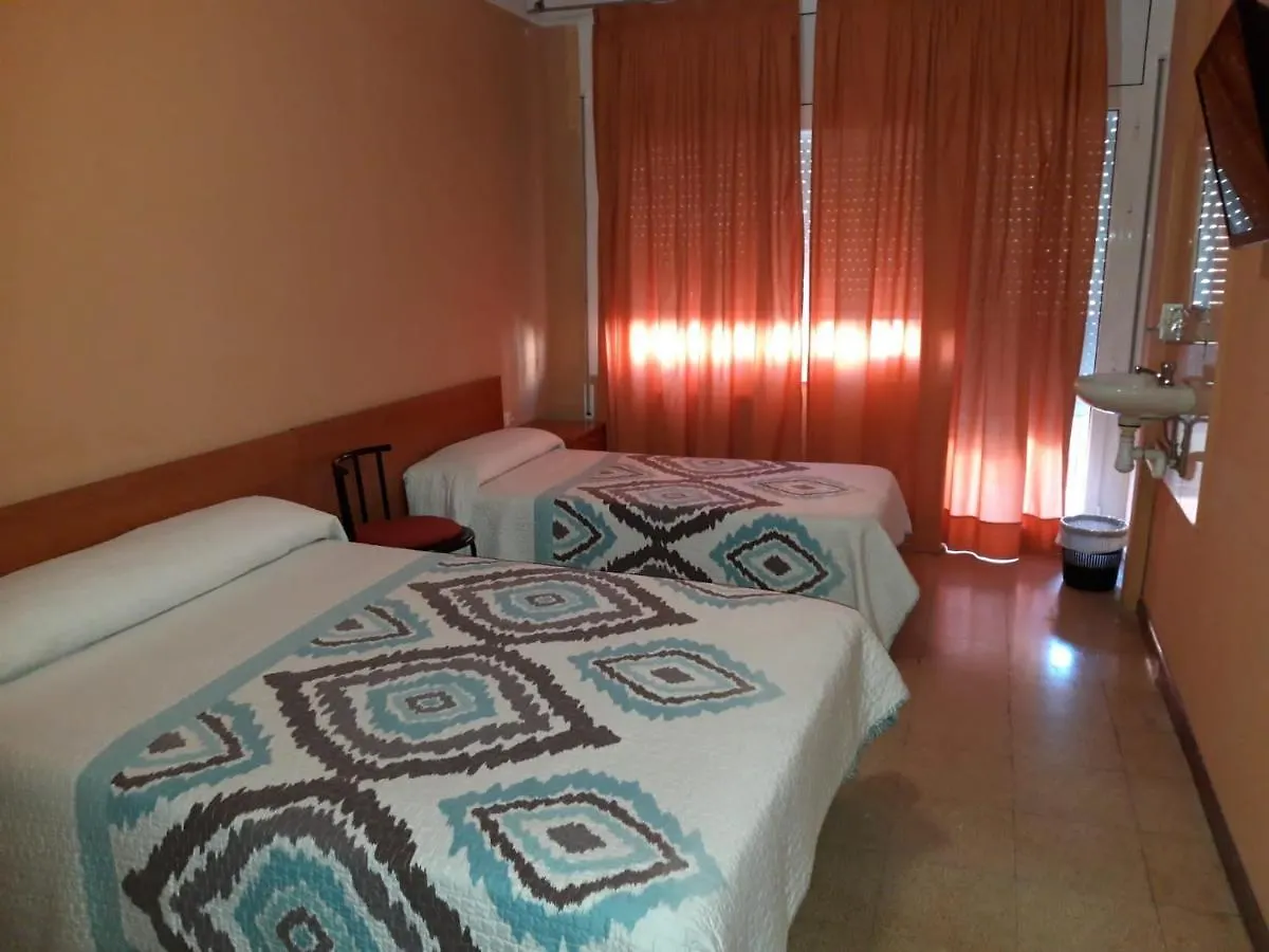Hostal Cal Siles El Prat de Llobregat 0*,